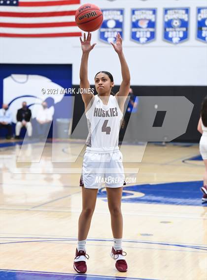 Thumbnail 3 in Valley Vista vs. Hamilton (AIA 6A Final) photogallery.