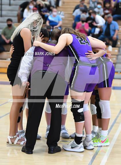 Thumbnail 2 in Valley Vista vs. Hamilton (AIA 6A Final) photogallery.