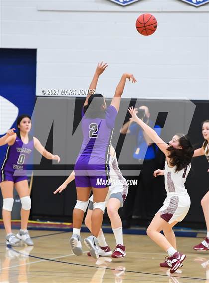 Thumbnail 3 in Valley Vista vs. Hamilton (AIA 6A Final) photogallery.