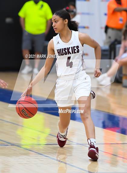Thumbnail 2 in Valley Vista vs. Hamilton (AIA 6A Final) photogallery.