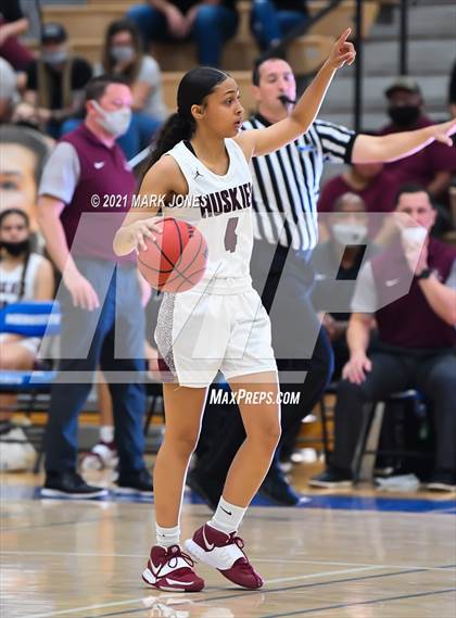 Thumbnail 2 in Valley Vista vs. Hamilton (AIA 6A Final) photogallery.