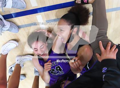 Thumbnail 1 in Valley Vista vs. Hamilton (AIA 6A Final) photogallery.