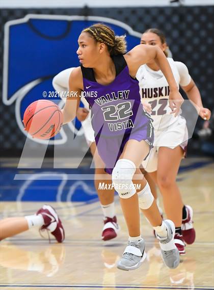 Thumbnail 2 in Valley Vista vs. Hamilton (AIA 6A Final) photogallery.