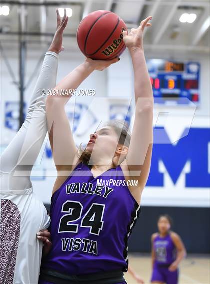 Thumbnail 1 in Valley Vista vs. Hamilton (AIA 6A Final) photogallery.