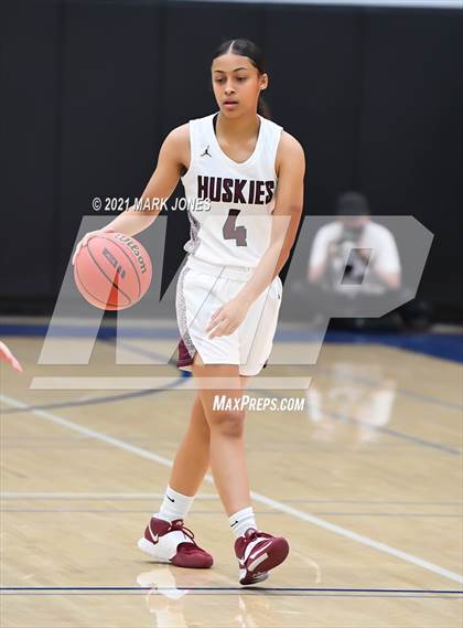 Thumbnail 3 in Valley Vista vs. Hamilton (AIA 6A Final) photogallery.