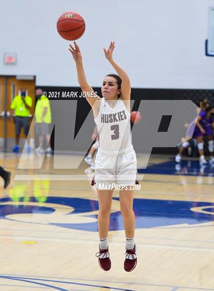 Thumbnail 2 in Valley Vista vs. Hamilton (AIA 6A Final) photogallery.