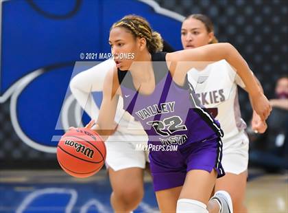 Thumbnail 1 in Valley Vista vs. Hamilton (AIA 6A Final) photogallery.