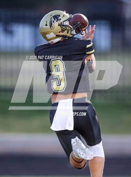 Thumbnail 2 in Gholson @ Abbott photogallery.