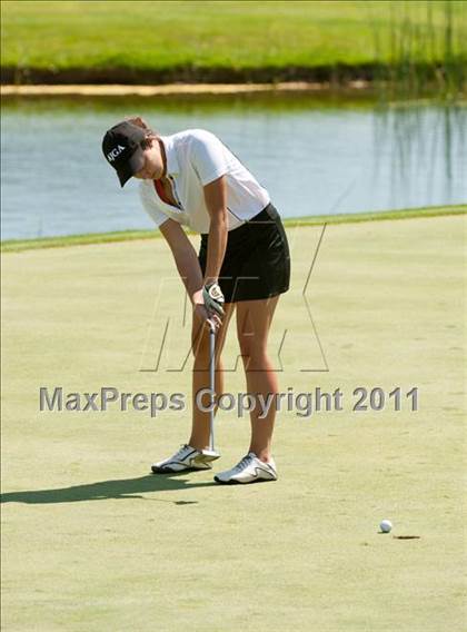 Thumbnail 2 in Pirate Golf Invitational photogallery.