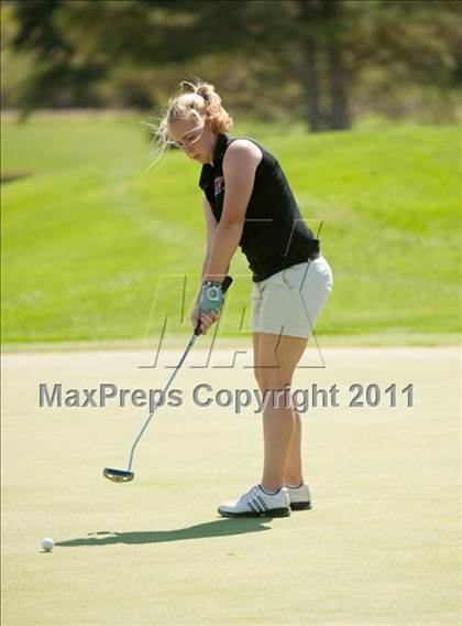 Thumbnail 2 in Pirate Golf Invitational photogallery.