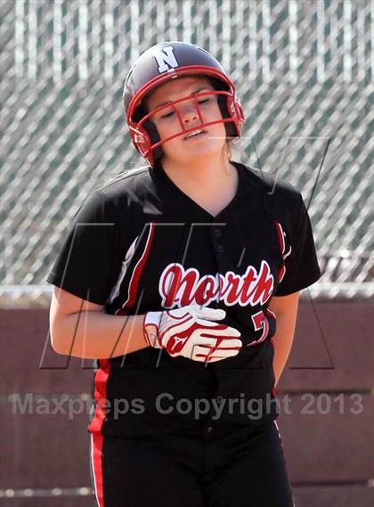 Thumbnail 2 in North vs Delano (Mira Monte Invitational) photogallery.