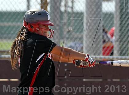 Thumbnail 2 in North vs Delano (Mira Monte Invitational) photogallery.
