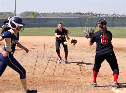 Thumbnail 2 in North vs Delano (Mira Monte Invitational) photogallery.