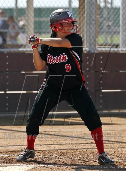 Thumbnail 3 in North vs Delano (Mira Monte Invitational) photogallery.