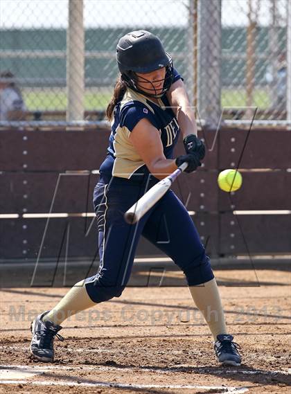 Thumbnail 2 in North vs Delano (Mira Monte Invitational) photogallery.