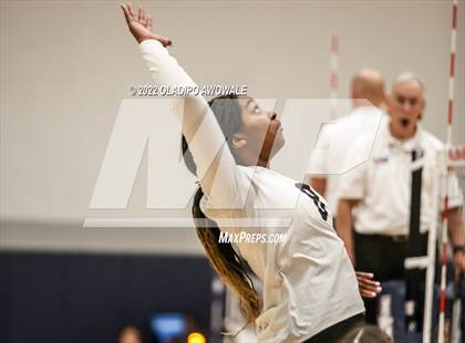 Thumbnail 1 in Bishop Lynch vs. Plano photogallery.
