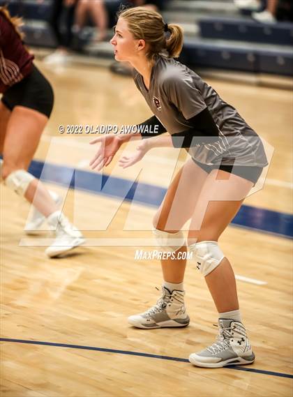 Thumbnail 2 in Bishop Lynch vs. Plano photogallery.