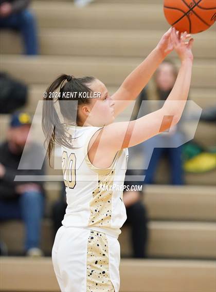 Thumbnail 3 in Royal Oak @ Stoney Creek photogallery.