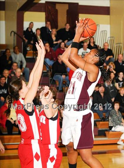 Thumbnail 3 in Fox Lane vs. Arlington photogallery.