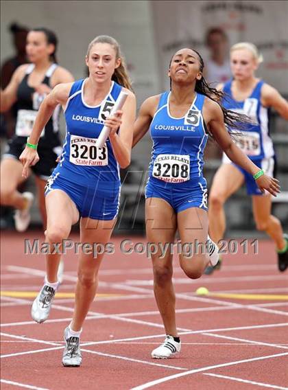 Thumbnail 2 in 84th Clyde Littlefield Texas Relays (Day 2 - Track Events) photogallery.