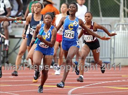 Thumbnail 3 in 84th Clyde Littlefield Texas Relays (Day 2 - Track Events) photogallery.