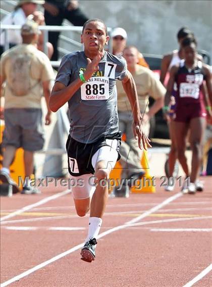 Thumbnail 2 in 84th Clyde Littlefield Texas Relays (Day 2 - Track Events) photogallery.
