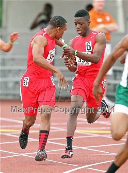 Thumbnail 2 in 84th Clyde Littlefield Texas Relays (Day 2 - Track Events) photogallery.