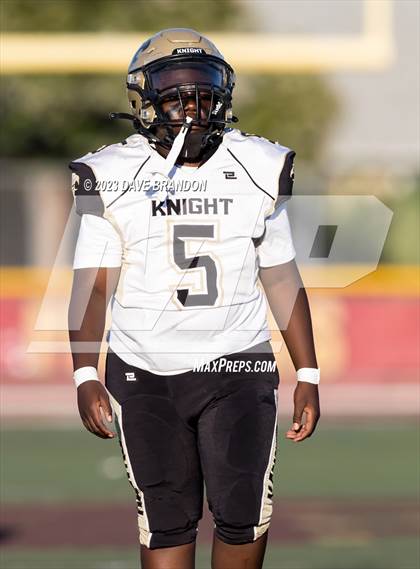 Thumbnail 3 in Knight @ Simi Valley photogallery.