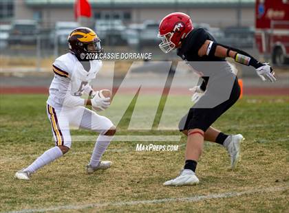 Thumbnail 2 in Windsor @ Montrose (CHSAA 4A Quadrant 4 Quarterfinal) photogallery.