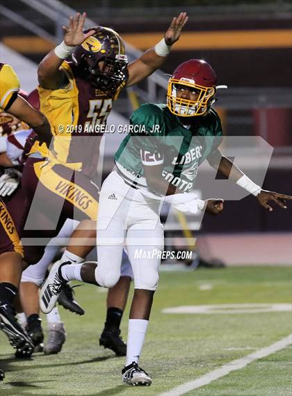 Thumbnail 1 in Liberty vs Edison (Scrimmage) photogallery.
