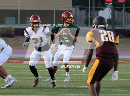Thumbnail 2 in Liberty vs Edison (Scrimmage) photogallery.