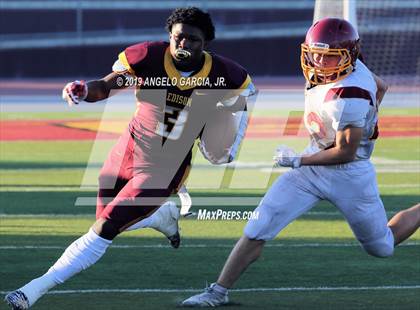 Thumbnail 1 in Liberty vs Edison (Scrimmage) photogallery.