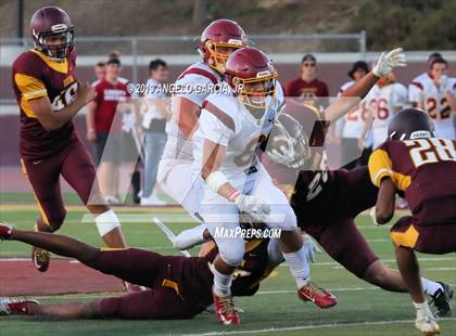 Thumbnail 3 in Liberty vs Edison (Scrimmage) photogallery.
