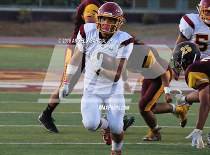Thumbnail 2 in Liberty vs Edison (Scrimmage) photogallery.