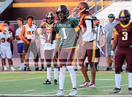 Thumbnail 1 in Liberty vs Edison (Scrimmage) photogallery.