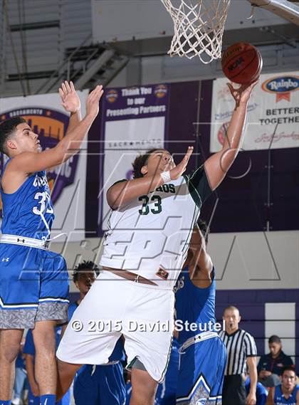 Thumbnail 3 in Capital Christian vs. El Cerrito (St. Hope Elite Classic) photogallery.
