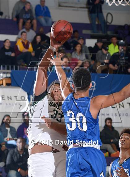 Thumbnail 3 in Capital Christian vs. El Cerrito (St. Hope Elite Classic) photogallery.