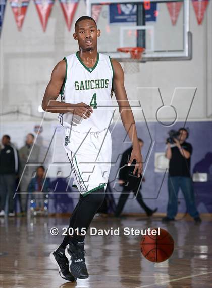 Thumbnail 3 in Capital Christian vs. El Cerrito (St. Hope Elite Classic) photogallery.