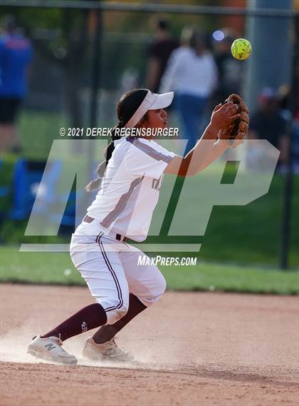 Thumbnail 1 in Chatfield vs Horizon (CHSAA 5A Quarterfinal) photogallery.
