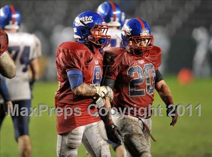 Thumbnail 3 in Serra vs. Folsom (CIF State D2 Final) photogallery.