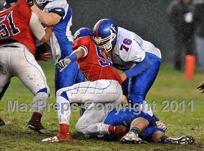 Thumbnail 3 in Serra vs. Folsom (CIF State D2 Final) photogallery.