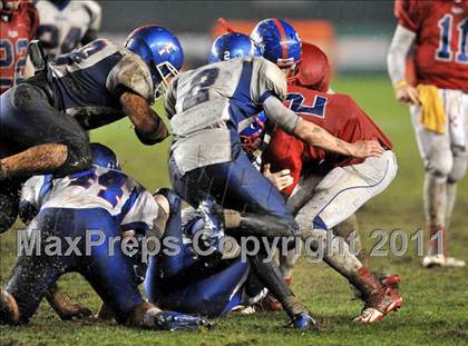 Thumbnail 3 in Serra vs. Folsom (CIF State D2 Final) photogallery.