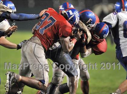 Thumbnail 1 in Serra vs. Folsom (CIF State D2 Final) photogallery.