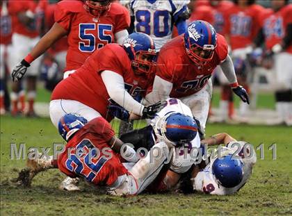 Thumbnail 2 in Serra vs. Folsom (CIF State D2 Final) photogallery.