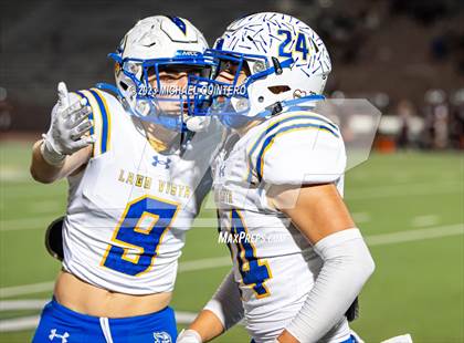 Thumbnail 1 in Sinton vs. Lago Vista (UIL Football 4A Division 2 Area) photogallery.