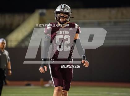 Thumbnail 2 in Sinton vs. Lago Vista (UIL Football 4A Division 2 Area) photogallery.