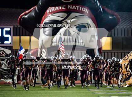 Thumbnail 1 in Sinton vs. Lago Vista (UIL Football 4A Division 2 Area) photogallery.