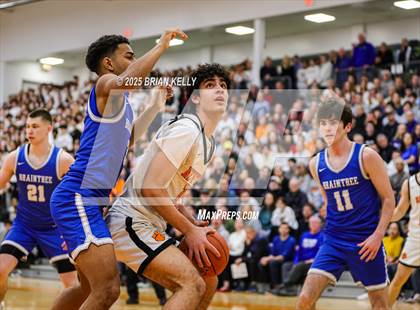 Thumbnail 1 in  Braintree @ Newton North (MIAA Division 1 Round of 8) photogallery.