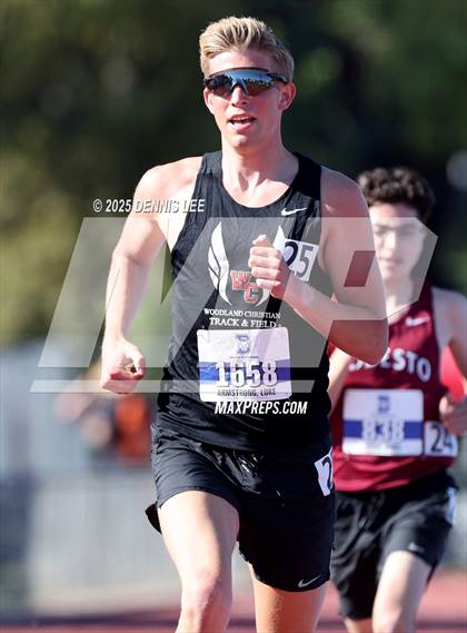 Thumbnail 1 in Halden Invitational (1600 Meter) photogallery.