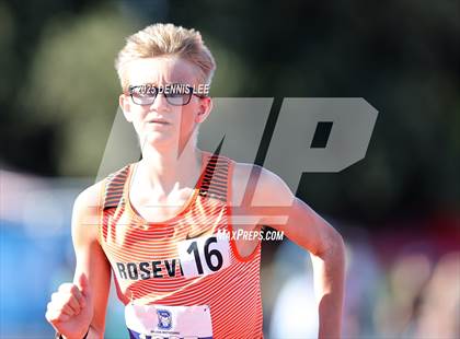 Thumbnail 1 in Halden Invitational (1600 Meter) photogallery.